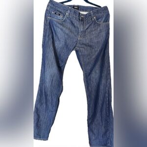 Men’s dark wash Hugo Boss denims. 34/30 but quite slim fitting